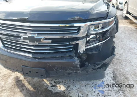 2017 Chevrolet Tahoe Premier z USA, uszkodzony, nr VIN 1GNSKCKC4HR235110